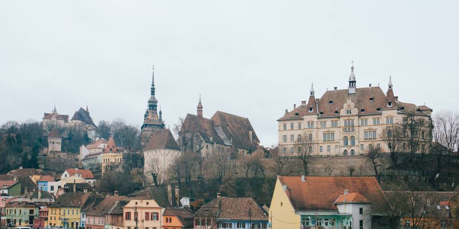 ルーマニアへの旅行に最適なeSIMを探そう